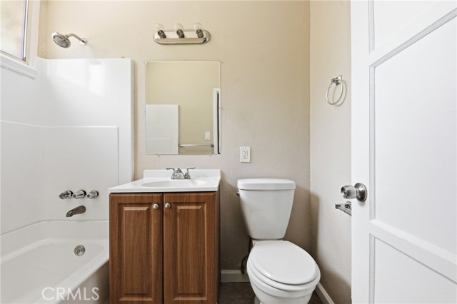 Detail Gallery Image 27 of 29 For 8113 Noble, Panorama City,  CA 91402 - 2 Beds | 1 Baths