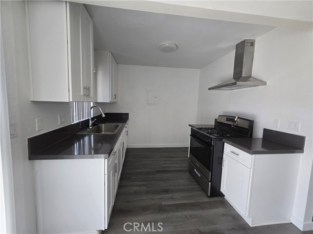 Detail Gallery Image 6 of 10 For 2650 E Park #E,  Anaheim,  CA 92806 - 2 Beds | 1 Baths