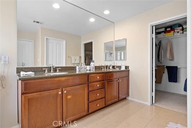 Detail Gallery Image 3 of 61 For 332 Sagehen Ct, Corona,  CA 92878 - 4 Beds | 2/1 Baths