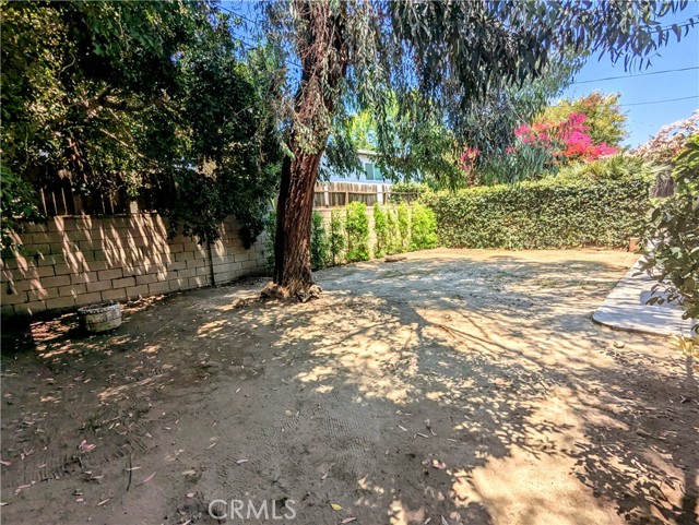 Detail Gallery Image 38 of 52 For 15123 Killion St, Sherman Oaks,  CA 91411 - 3 Beds | 1 Baths