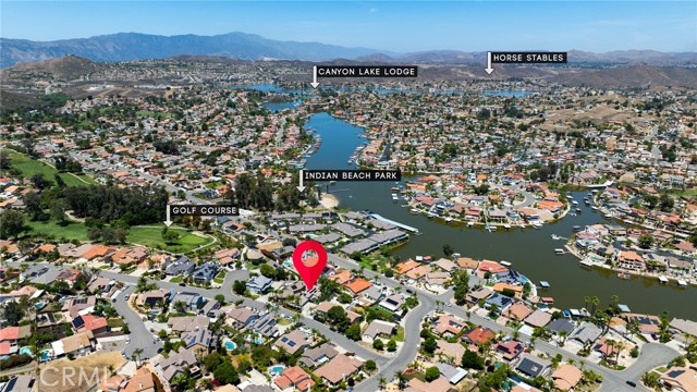 31502 Emperor Drive, Canyon Lake CA: https://media.crmls.org/medias/834955e4-3040-448f-8f68-3b3ffb31d234.jpg