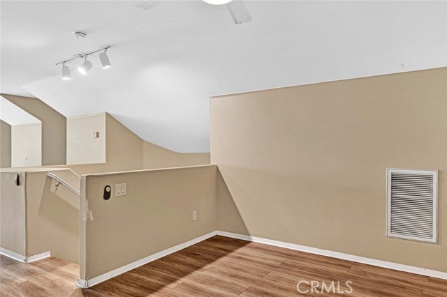 23261 Castle Rock, Mission Viejo CA: https://media.crmls.org/medias/834992ec-550d-4bfc-aa8c-83596665863e.jpg