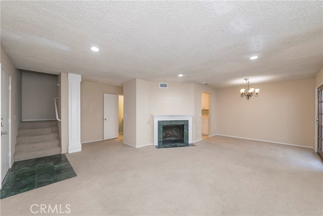 Detail Gallery Image 5 of 33 For 24121 High Knob #C,  Diamond Bar,  CA 91765 - 2 Beds | 2/1 Baths