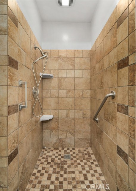 Detail Gallery Image 21 of 26 For 1438 W Flora St, Ontario,  CA 91762 - 4 Beds | 2 Baths