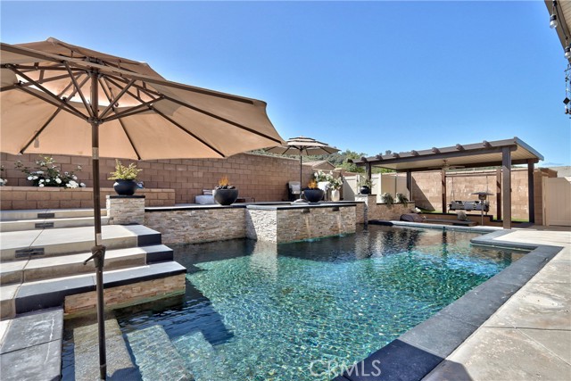 Detail Gallery Image 7 of 73 For 45668 Nora Cir, Temecula,  CA 92592 - 5 Beds | 4/1 Baths