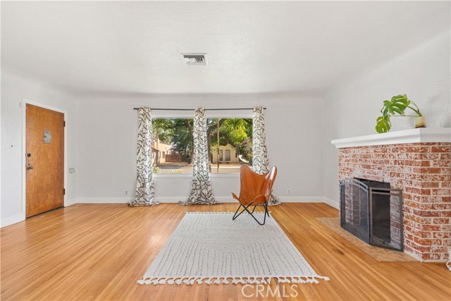 3007 Park Way, Bakersfield CA: https://media.crmls.org/medias/834b9118-d5d9-418f-928e-6b73f9865106.jpg