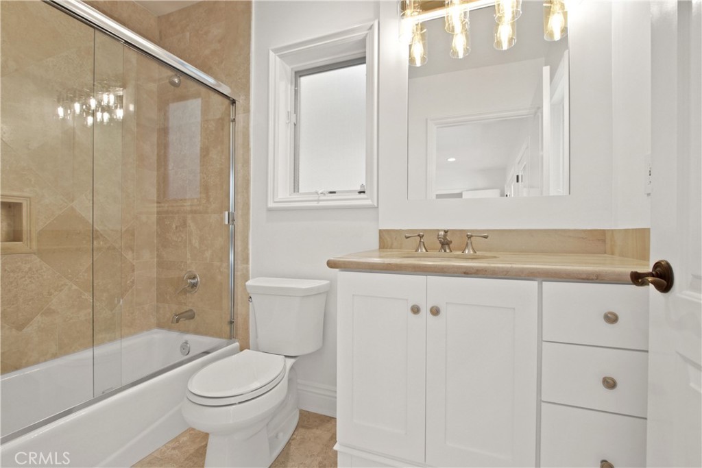 MLS #OC25261426 image #11