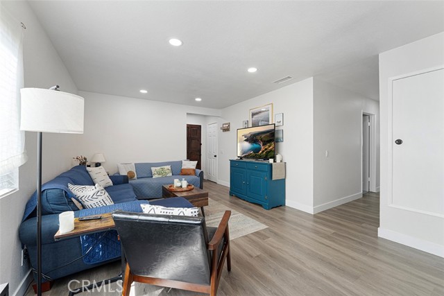 Image 4 of 31 For 9595 Altadena Drive