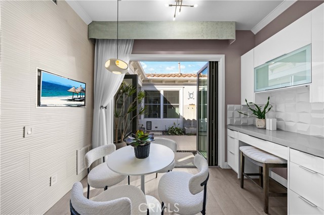 Detail Gallery Image 13 of 58 For 58 Victoria, Newport Beach,  CA 92660 - 3 Beds | 3 Baths