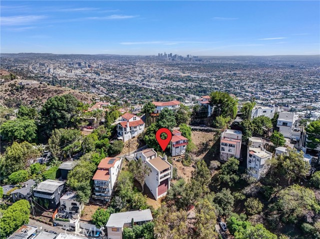 8289 Grand View