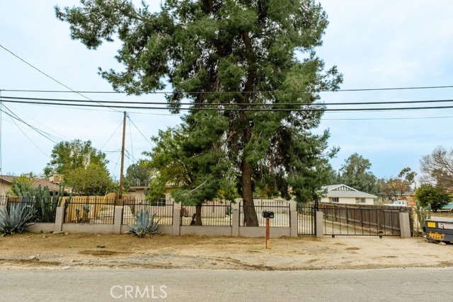 Image 3 for 2066 Nolan St #A, San Bernardino, CA 92407