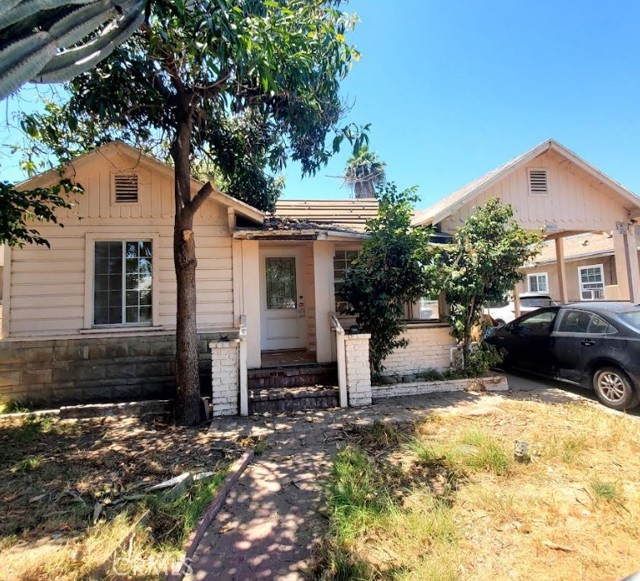 4739 Ivy Street, Pico Rivera CA: https://media.crmls.org/medias/834e5f36-a04e-4a44-b414-251006d1cc8f.jpg