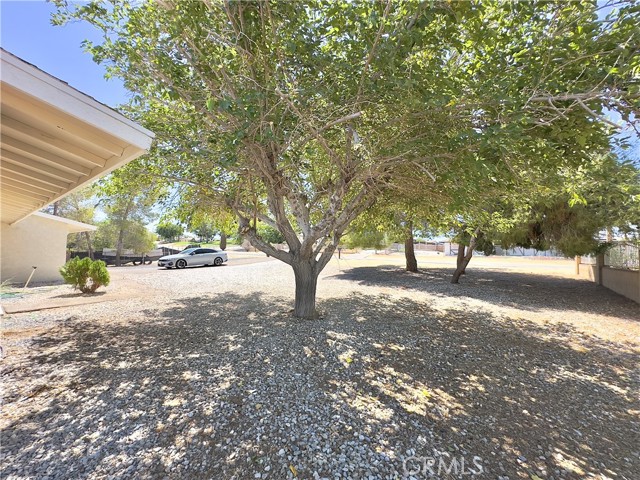 15967 Culver Road, Victorville CA: https://media.crmls.org/medias/834f0ac3-c5fc-44d7-8101-8d942b8d9cd6.jpg