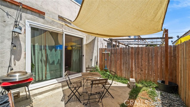 Detail Gallery Image 18 of 24 For 1001 E Camile St #F4,  Santa Ana,  CA 92701 - 2 Beds | 1/1 Baths