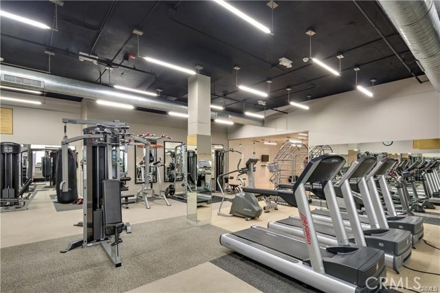 133 The Promenade N, Long Beach CA: https://media.crmls.org/medias/834f5351-c738-4cf0-bcf5-cb3f8370556a.jpg