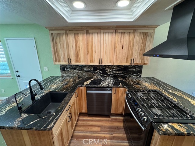 Detail Gallery Image 8 of 37 For 4787 Boardwalk Dr, Riverside,  CA 92503 - 5 Beds | 2 Baths
