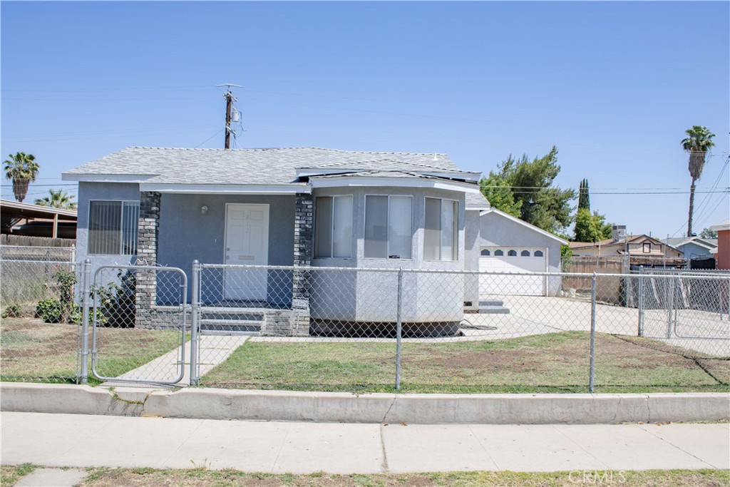 812 Wilson Avenue