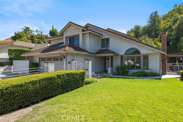 931 Heritage Drive, West Covina CA: https://media.crmls.org/medias/8351e319-60a0-4d29-887c-03878ce0160c.jpg