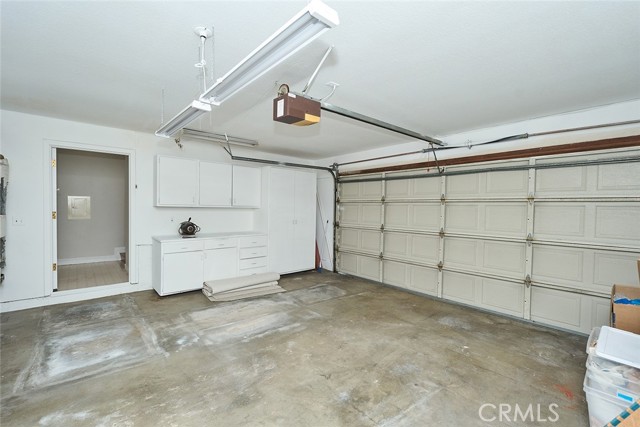 385 Park Avenue, Long Beach CA: https://media.crmls.org/medias/83524eaf-8138-4354-b239-549ff7685054.jpg