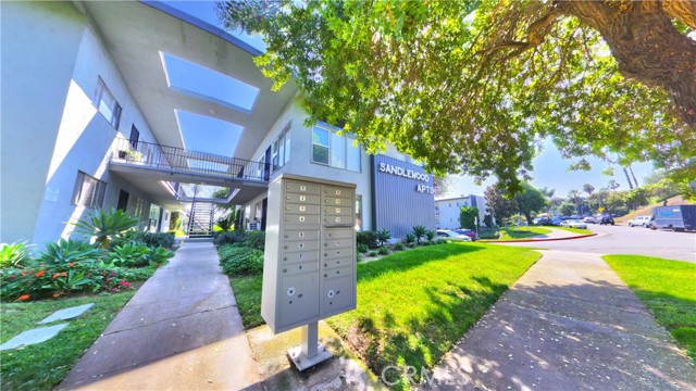 Detail Gallery Image 3 of 32 For 136 W Union Ave #11,  Fullerton,  CA 92832 - 2 Beds | 1 Baths