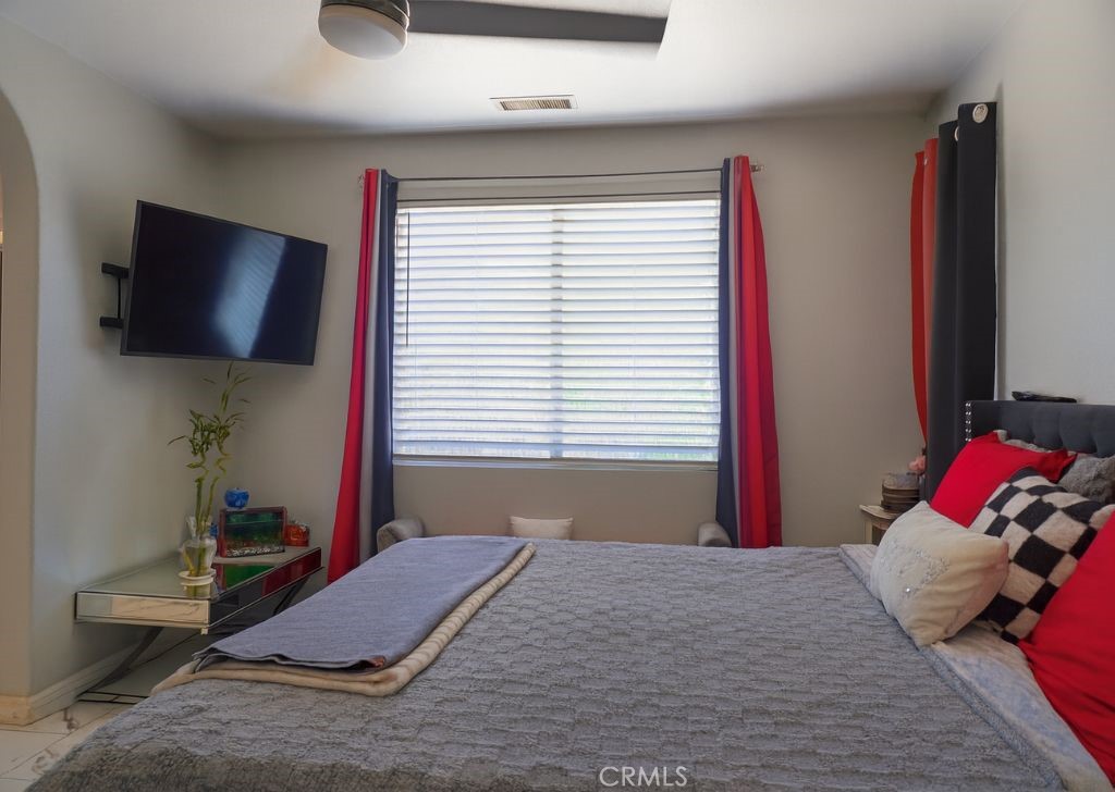 MLS #CV25243531 image #13