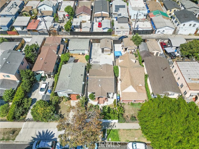 1523 W 59th Street, Los Angeles CA: https://media.crmls.org/medias/8355e19d-485b-4962-afd3-7be87f94a14d.jpg