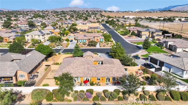 Detail Gallery Image 68 of 75 For 12916 Hyperion Ln, Apple Valley,  CA 92308 - 5 Beds | 3/1 Baths