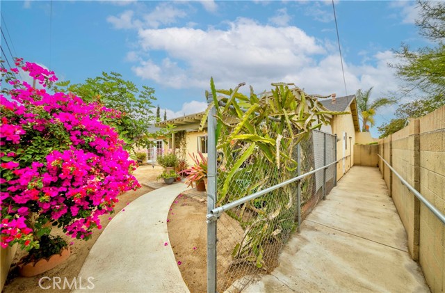 Detail Gallery Image 46 of 54 For 1511 W Hill Ave, Fullerton,  CA 92833 - 3 Beds | 3 Baths