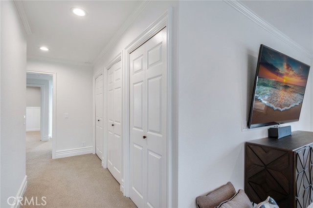 21192 Richmond Circle, Huntington Beach CA: https://media.crmls.org/medias/83573728-05b1-40fb-b460-5141a88bd12e.jpg