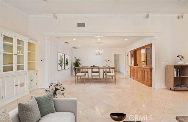 Detail Gallery Image 7 of 32 For 12521 Nedra, Granada Hills,  CA 91344 - 5 Beds | 4 Baths