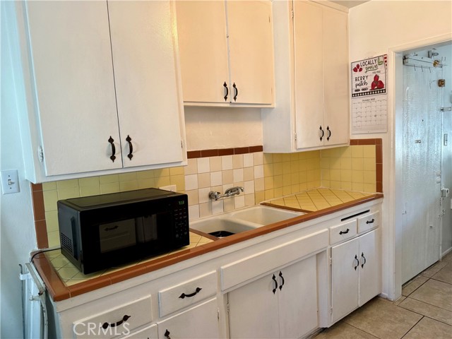 Detail Gallery Image 5 of 5 For 8500 Sunland #23,  Sun Valley,  CA 91352 - 1 Beds | 1 Baths