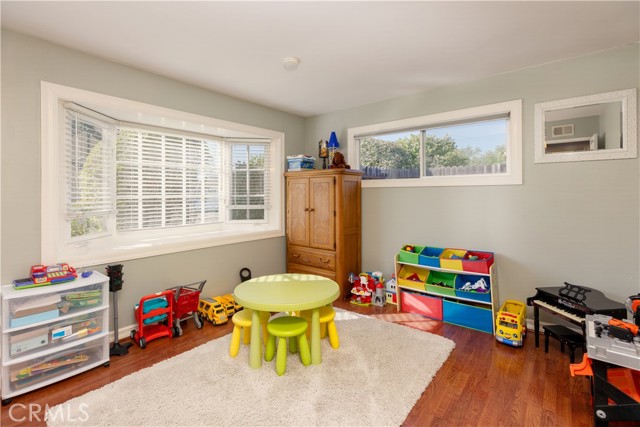Detail Gallery Image 22 of 39 For 2952 Pemba Dr, Costa Mesa,  CA 92626 - 3 Beds | 2 Baths