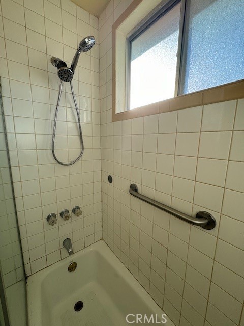 Tub/Shower Combo