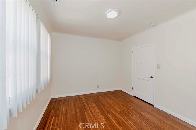 Detail Gallery Image 27 of 52 For 2944 Mayfield Ave, La Crescenta,  CA 91214 - 3 Beds | 2 Baths