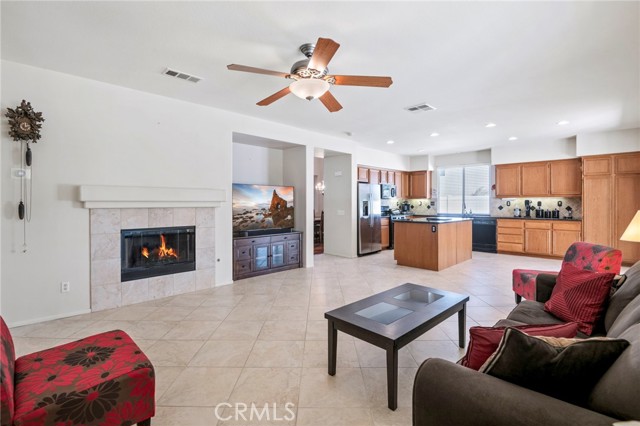 Detail Gallery Image 10 of 48 For 3829 Agave Court, Perris,  CA 92570 - 4 Beds | 2/1 Baths