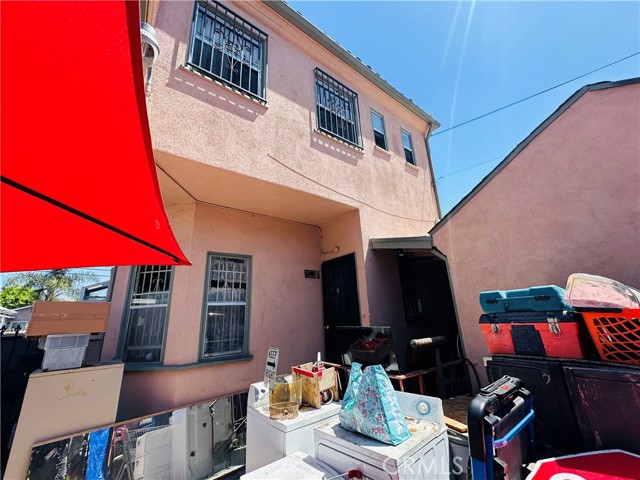 Detail Gallery Image 35 of 56 For 606 W 57th St, Los Angeles,  CA 90037 - 4 Beds | 2 Baths