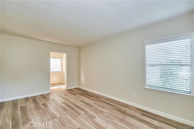 Detail Gallery Image 7 of 16 For 4747 Clark Ave, Long Beach,  CA 90808 - 1 Beds | 1 Baths