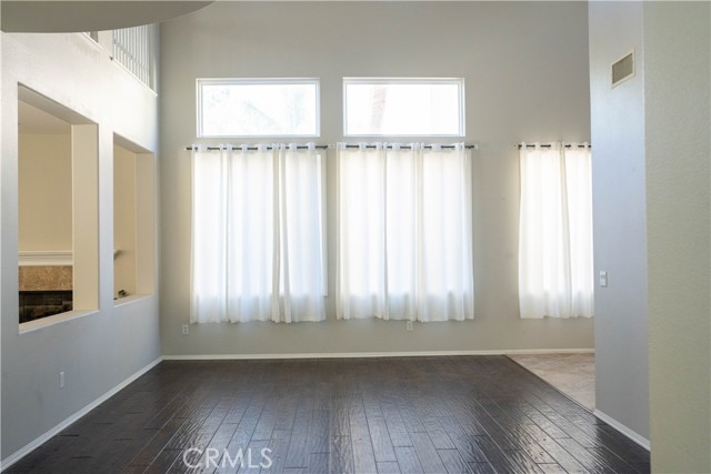 Detail Gallery Image 16 of 56 For 36719 Torrey Pines Dr., Beaumont,  CA 92223 - 4 Beds | 2/1 Baths