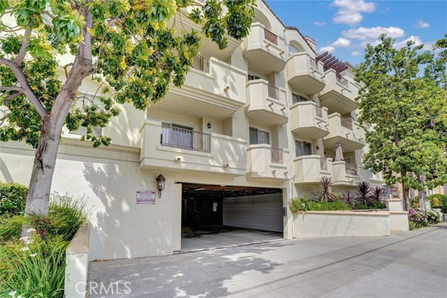 13935 Burbank, 105 photo 39