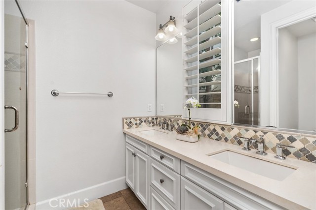 4762 Oceanridge Drive, Huntington Beach CA: https://media.crmls.org/medias/835bfb6d-80d2-4e3a-b98e-2e728520ed1c.jpg