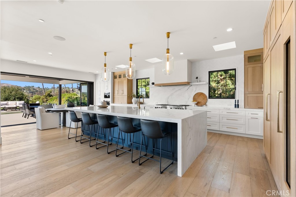 MLS #OC25251950 image #9