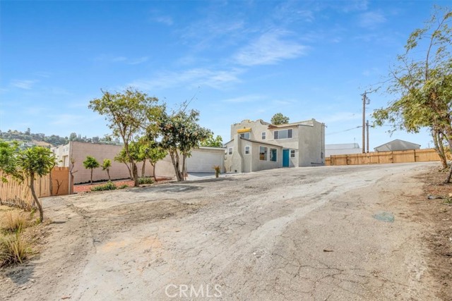 Detail Gallery Image 34 of 65 For 1521 N Bonnie Beach, Los Angeles,  CA 90063 - 5 Beds | 2/1 Baths