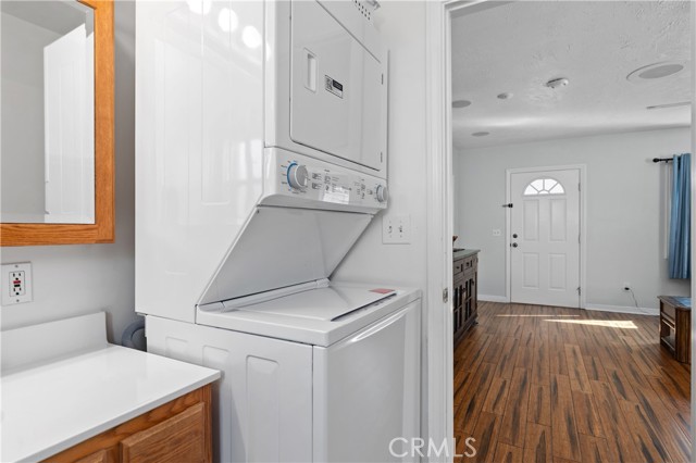 Detail Gallery Image 26 of 36 For 5919 Bellflower Bld, Lakewood,  CA 90713 - 3 Beds | 2 Baths