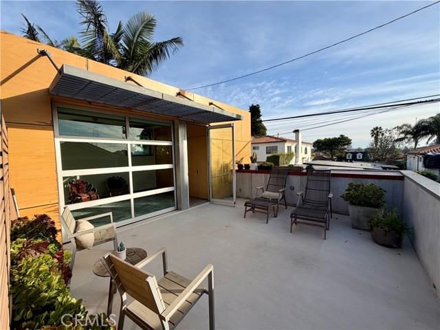 Detail Gallery Image 44 of 46 For 604 33rd St, Manhattan Beach,  CA 90266 - 4 Beds | 5/1 Baths