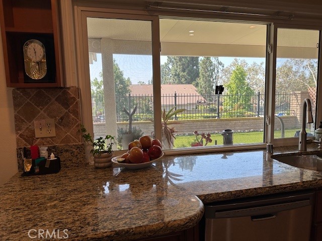 Detail Gallery Image 3 of 7 For 1523 Camden Pl, Fullerton,  CA 92833 - 4 Beds | 2/1 Baths