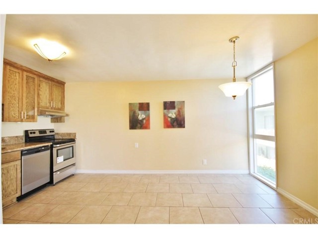 Detail Gallery Image 5 of 20 For 9070 Huntington Dr #19,  San Gabriel,  CA 91775 - 2 Beds | 2 Baths