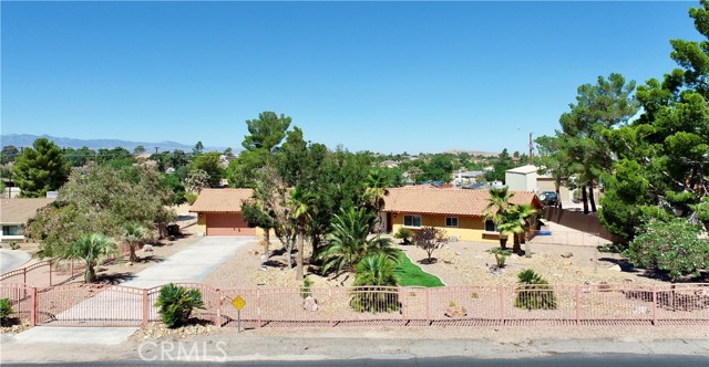 15460 Mandan Road, Apple Valley CA: https://media.crmls.org/medias/835f1364-ff0d-40b7-8773-a9f0b9320e92.jpg