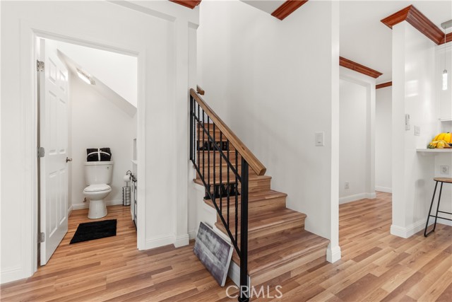 Detail Gallery Image 24 of 41 For 1330 W 48th St, Los Angeles,  CA 90037 - 4 Beds | 3/1 Baths