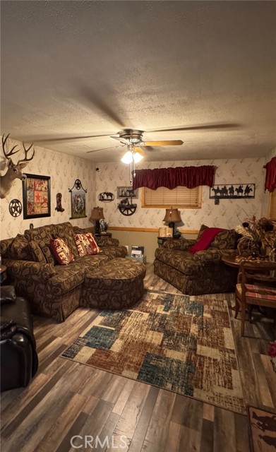 1910 Artesia Avenue, Landers CA: https://media.crmls.org/medias/835ffef4-dc40-40c1-b251-2c37c978268a.jpg