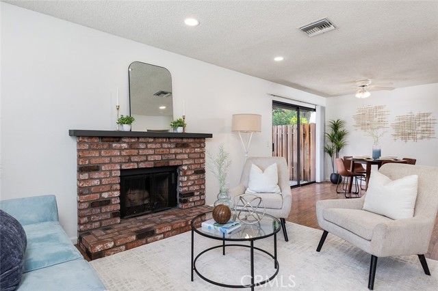 1626 S Mayflower Avenue, Monrovia CA: https://media.crmls.org/medias/83600c31-100f-4715-9f72-3a2e3ba53755.jpg